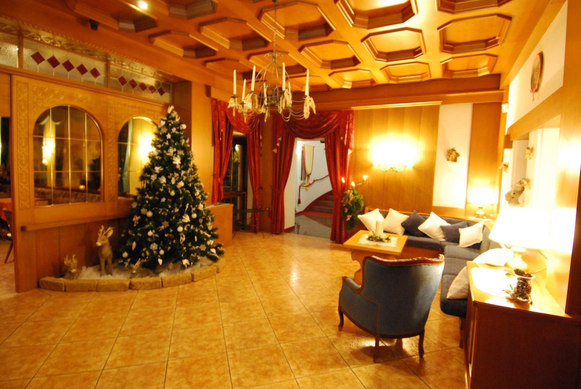 Hotel Belvedere Srl Fai Della Paganella Esterno foto