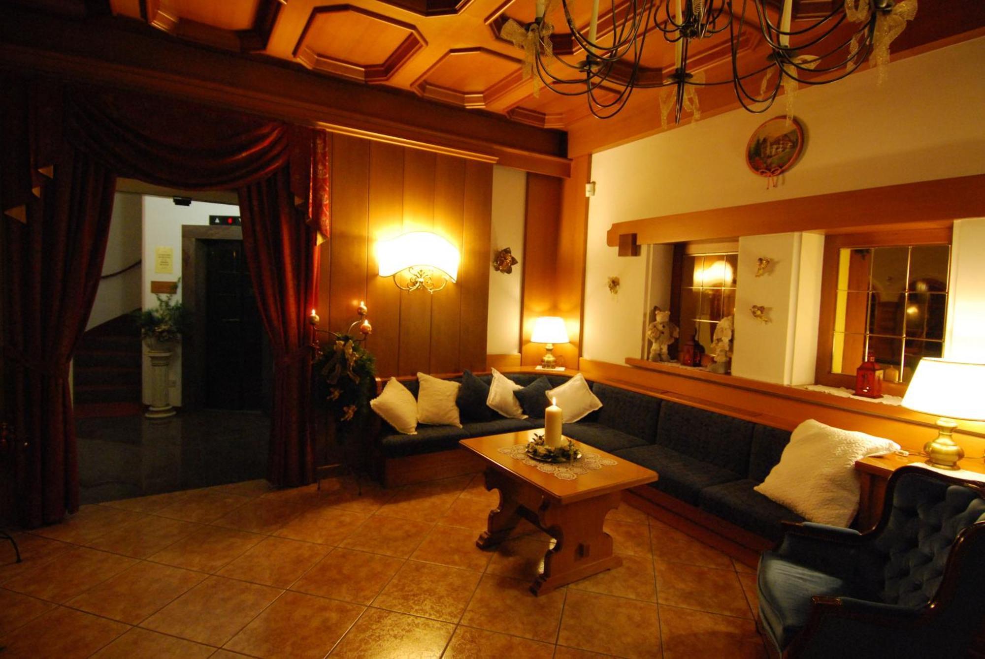 Hotel Belvedere Srl Fai Della Paganella Esterno foto
