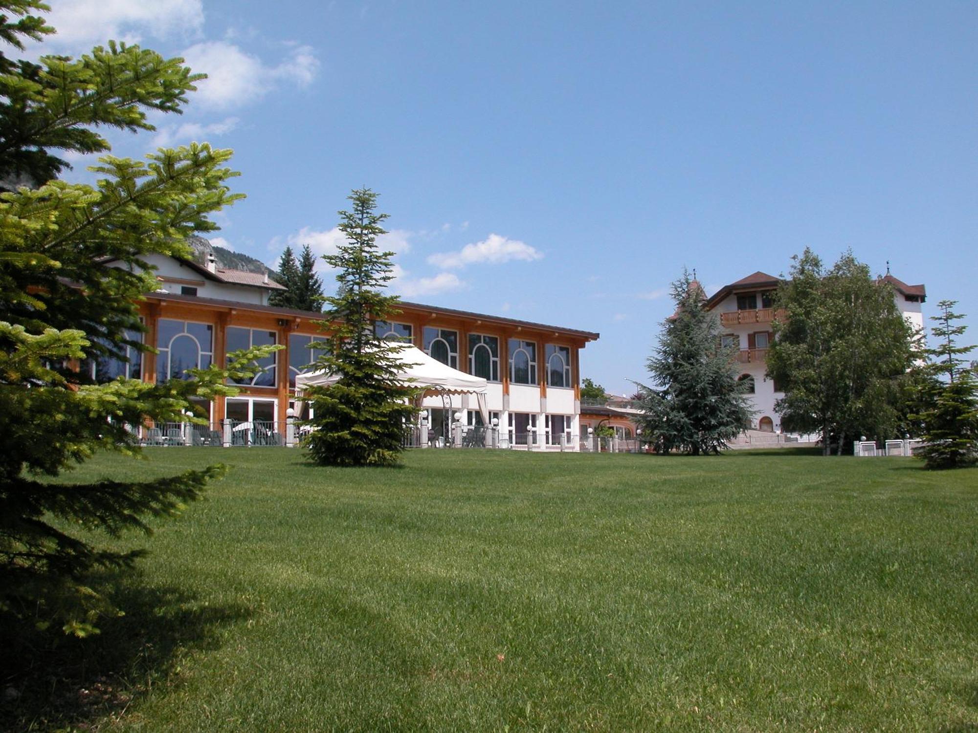 Hotel Belvedere Srl Fai Della Paganella Esterno foto