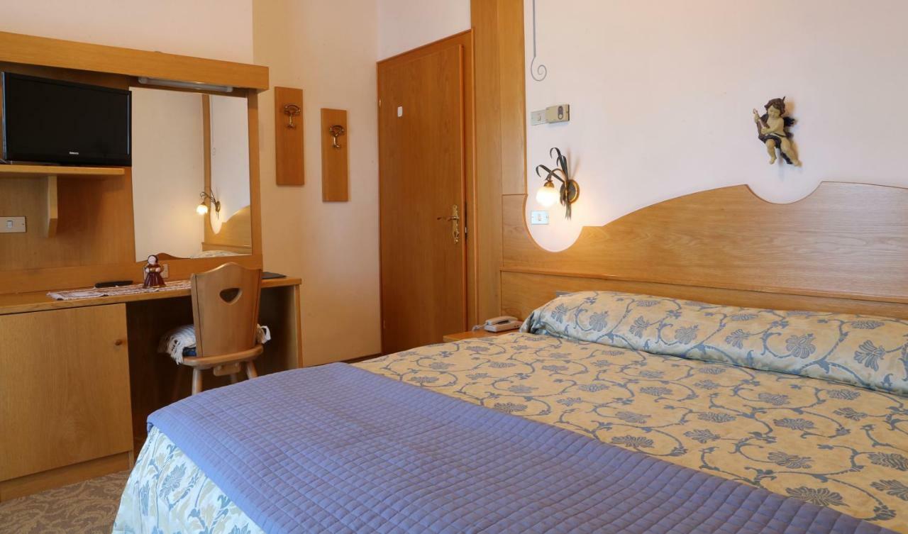 Hotel Belvedere Srl Fai Della Paganella Esterno foto